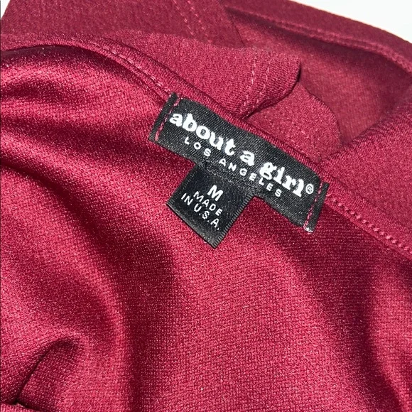 Crop Top - Medium - Picture 4 of 4